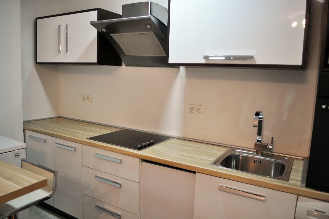 Апартаменты Apartman Dina Тузла Экстерьер фото