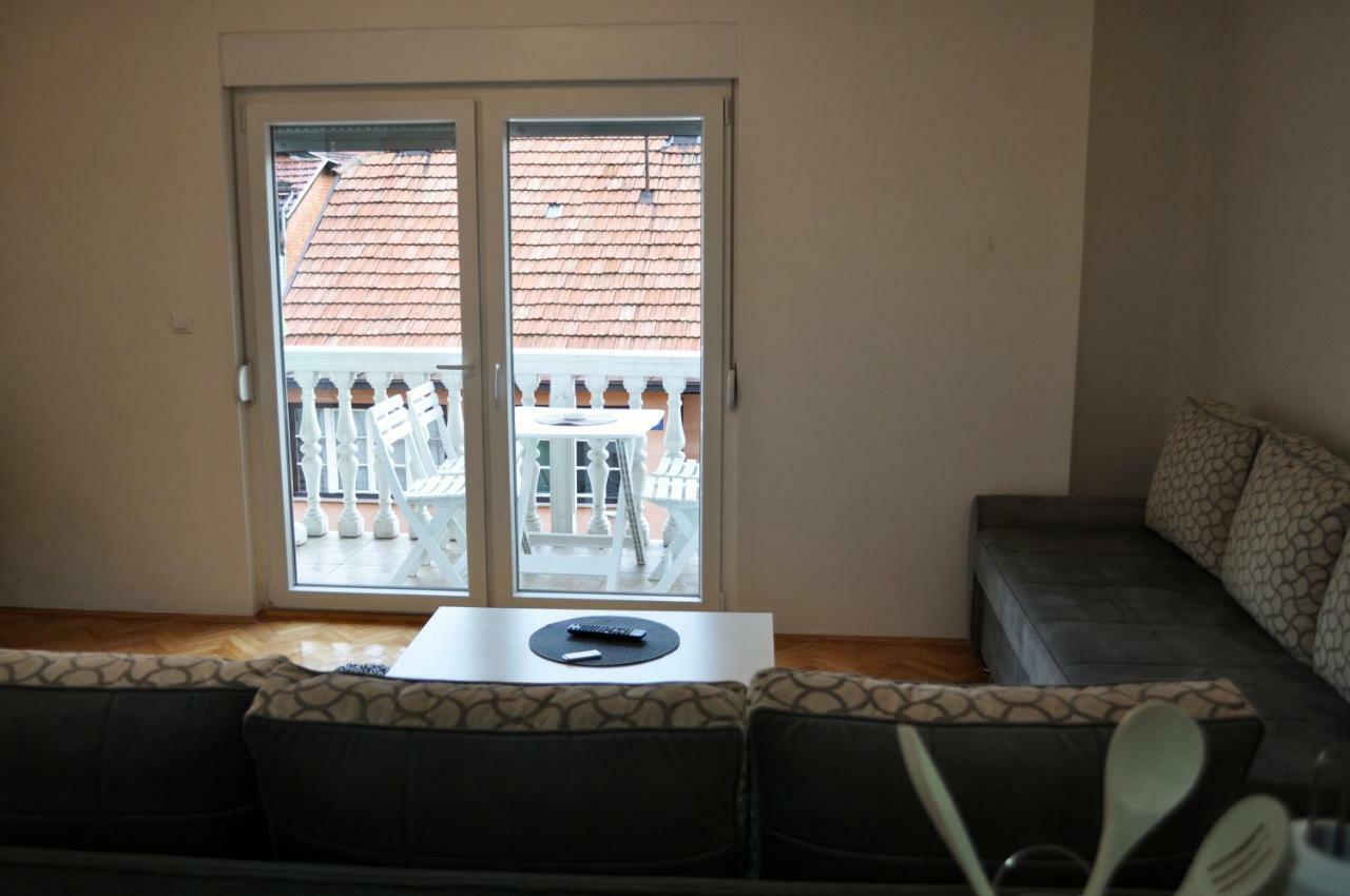 Апартаменты Apartman Dina Тузла Экстерьер фото