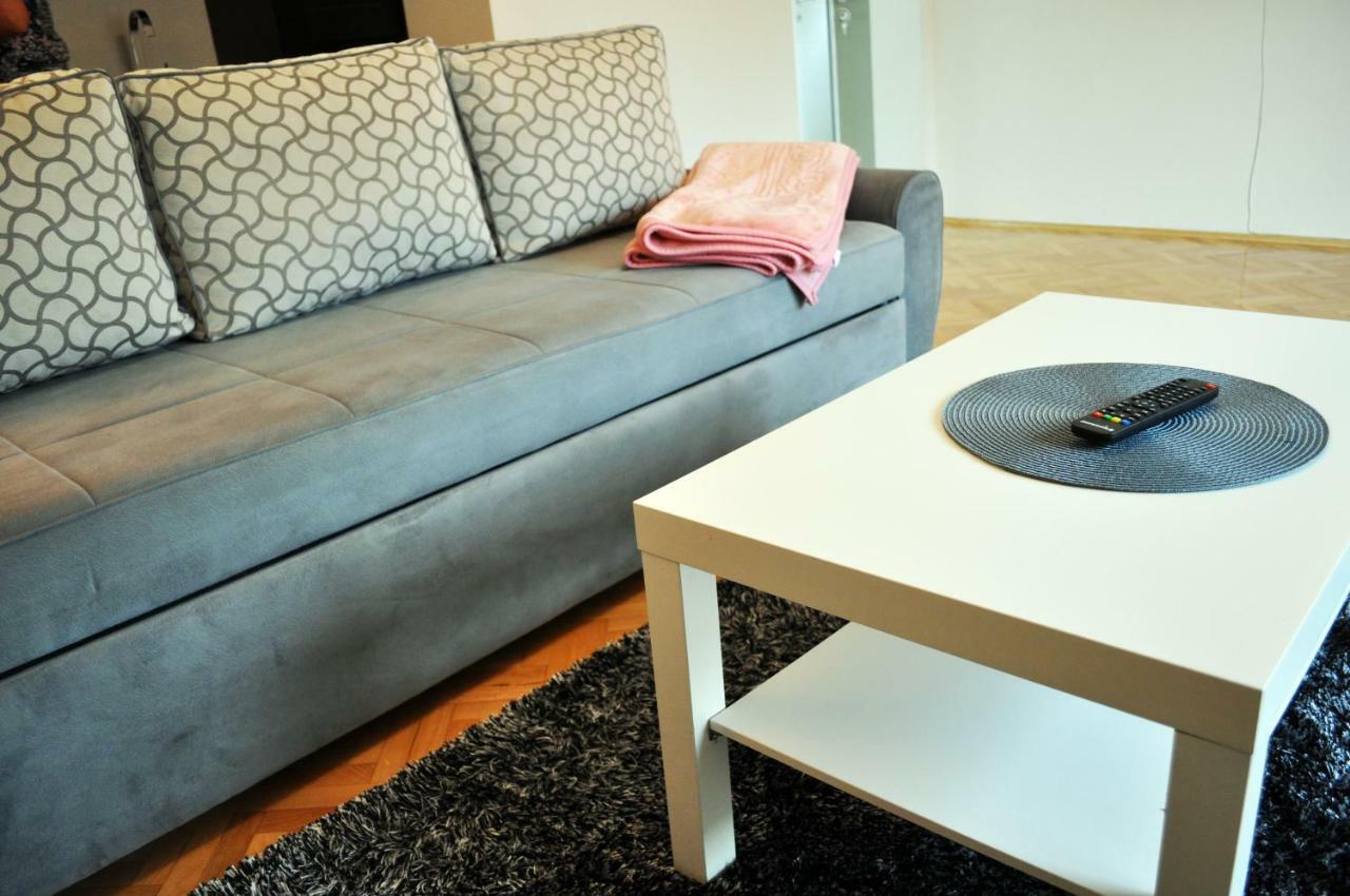 Апартаменты Apartman Dina Тузла Экстерьер фото