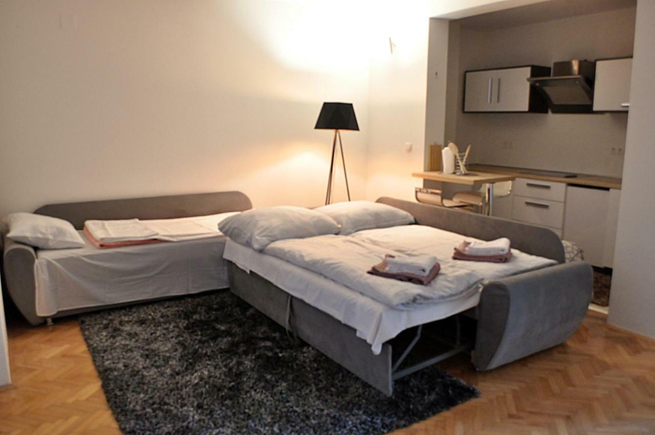 Апартаменты Apartman Dina Тузла Экстерьер фото